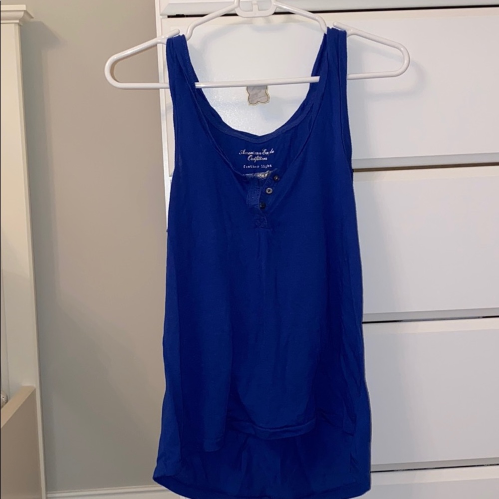 Blue tank top with 3 buttons